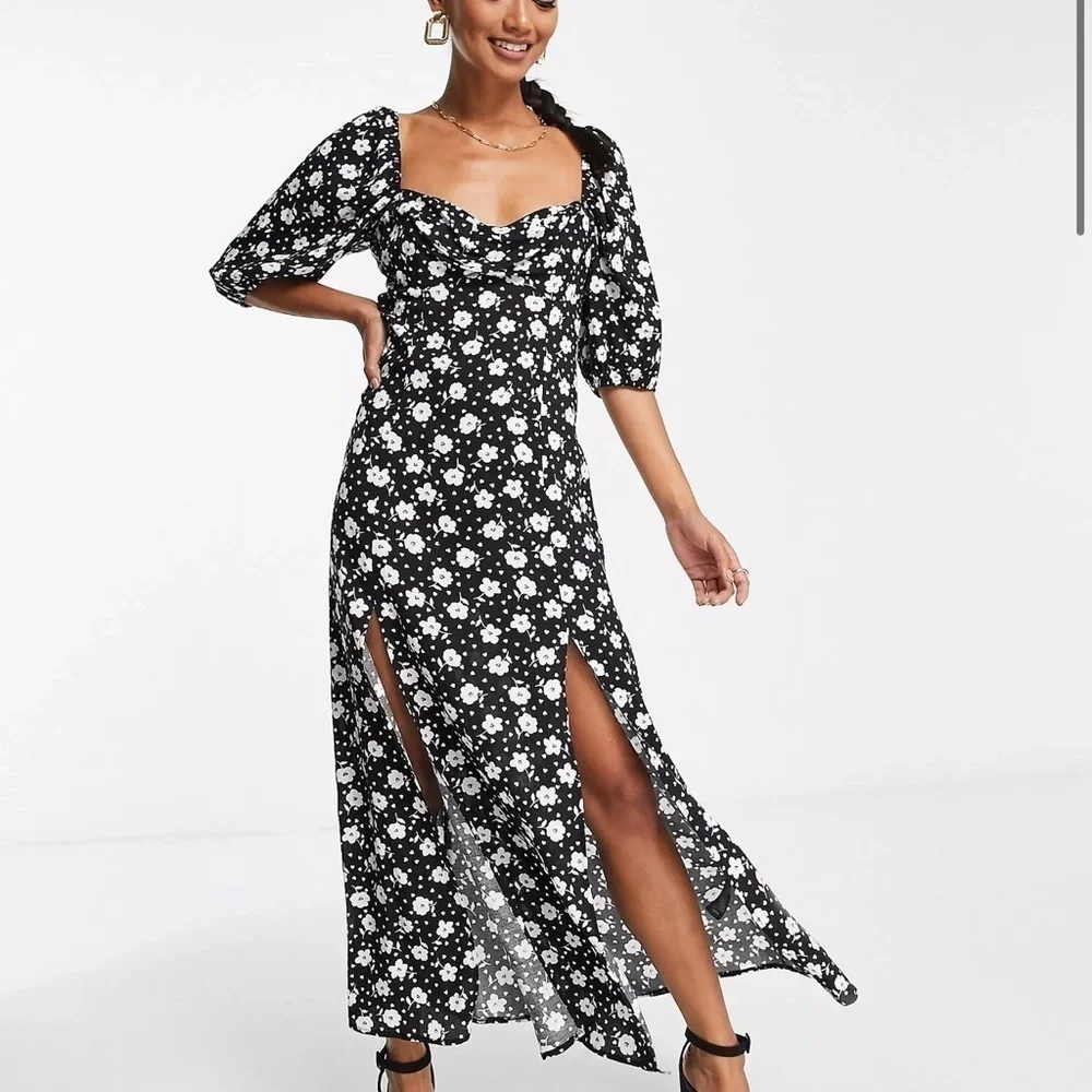 NWT ASOS DESIGN puff sleeve ruched bust midi split dress in floral and heart 6